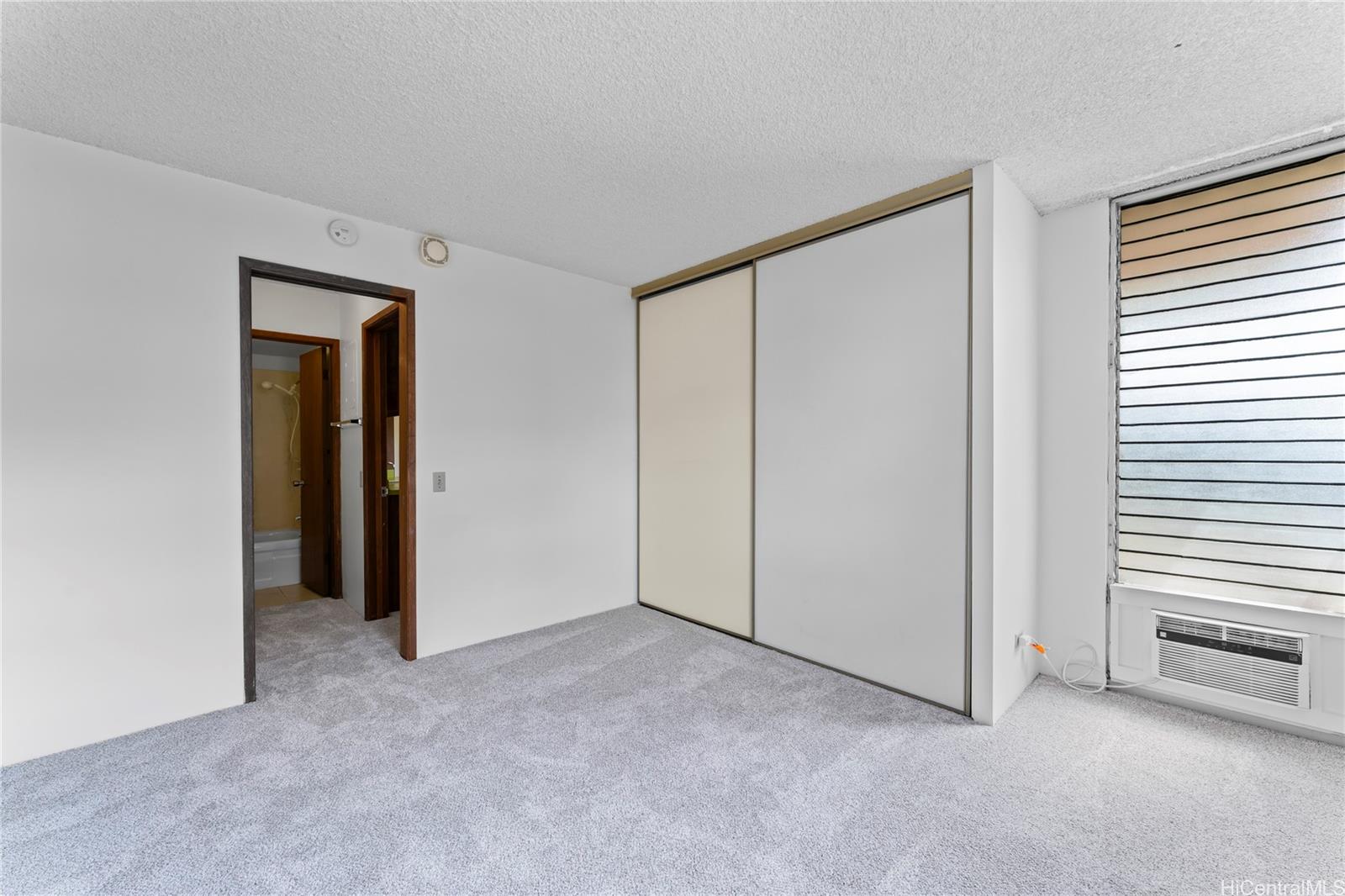 2740 Kuilei Street  Unit 1902