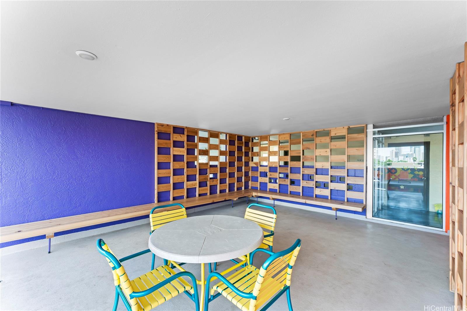 2740 Kuilei Street  Unit 1902