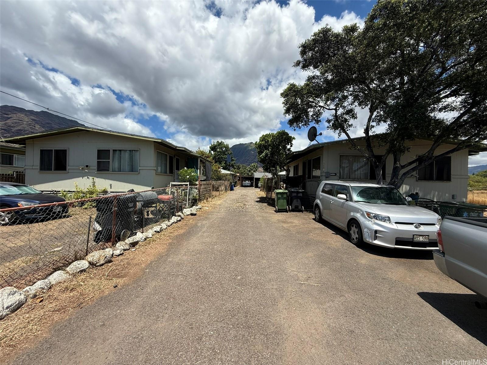Photo 2 of 10