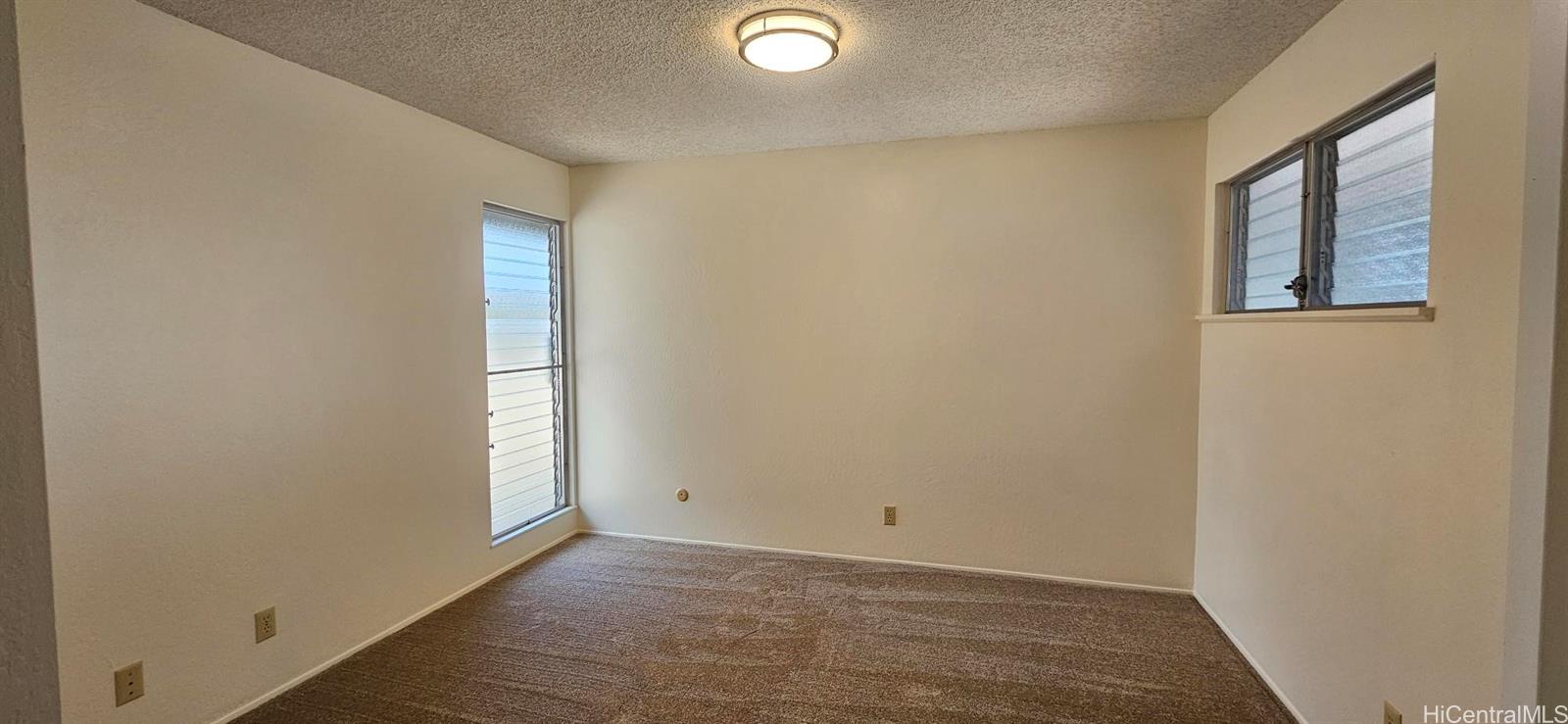 Photo 17 of 20