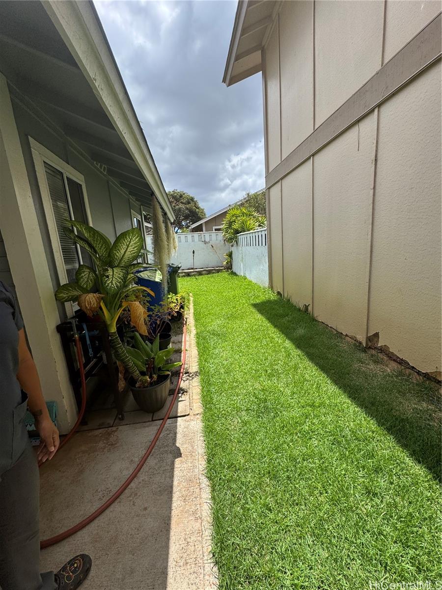 Photo 5 of 13
