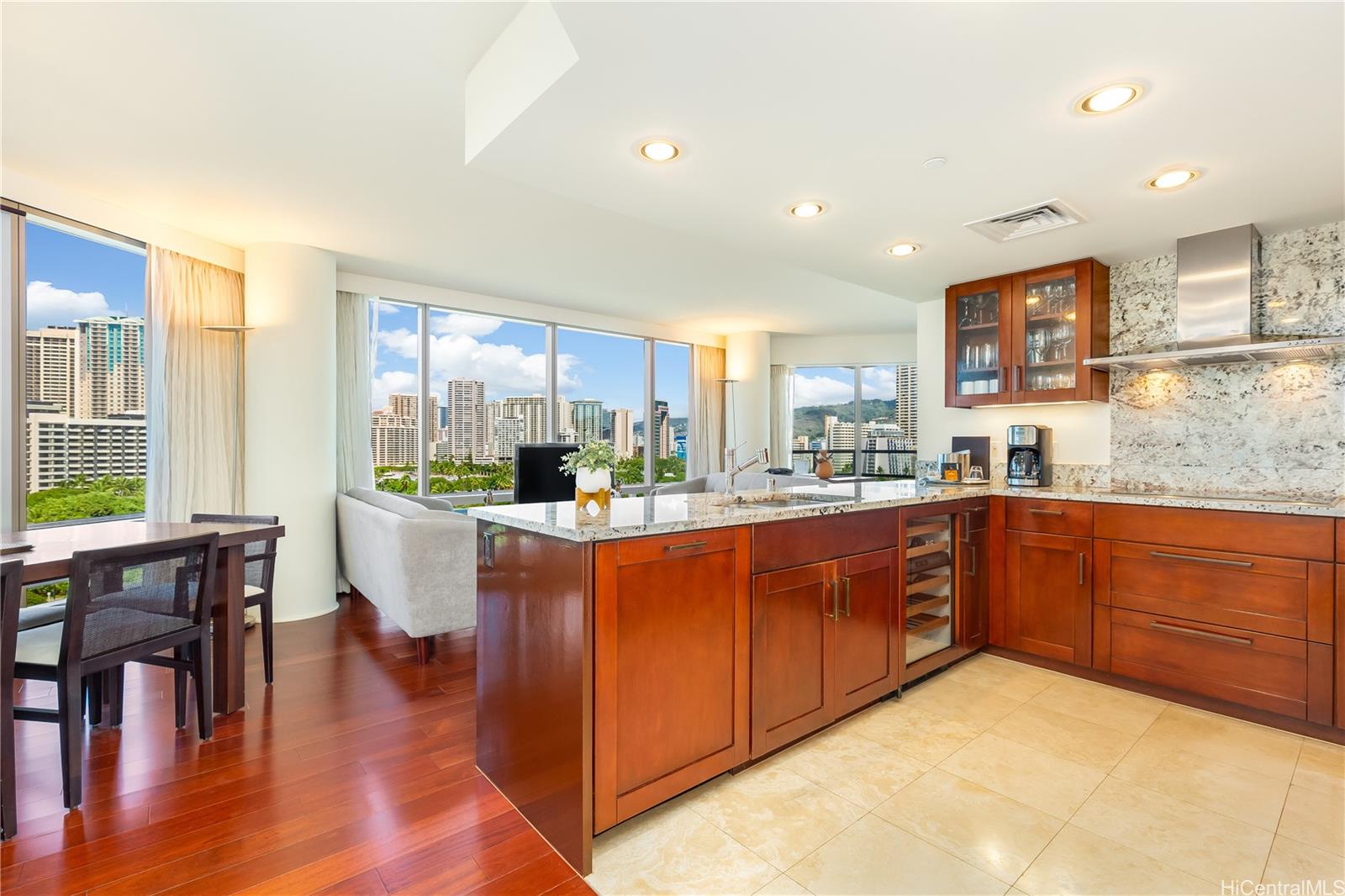 223 Saratoga Road 1103