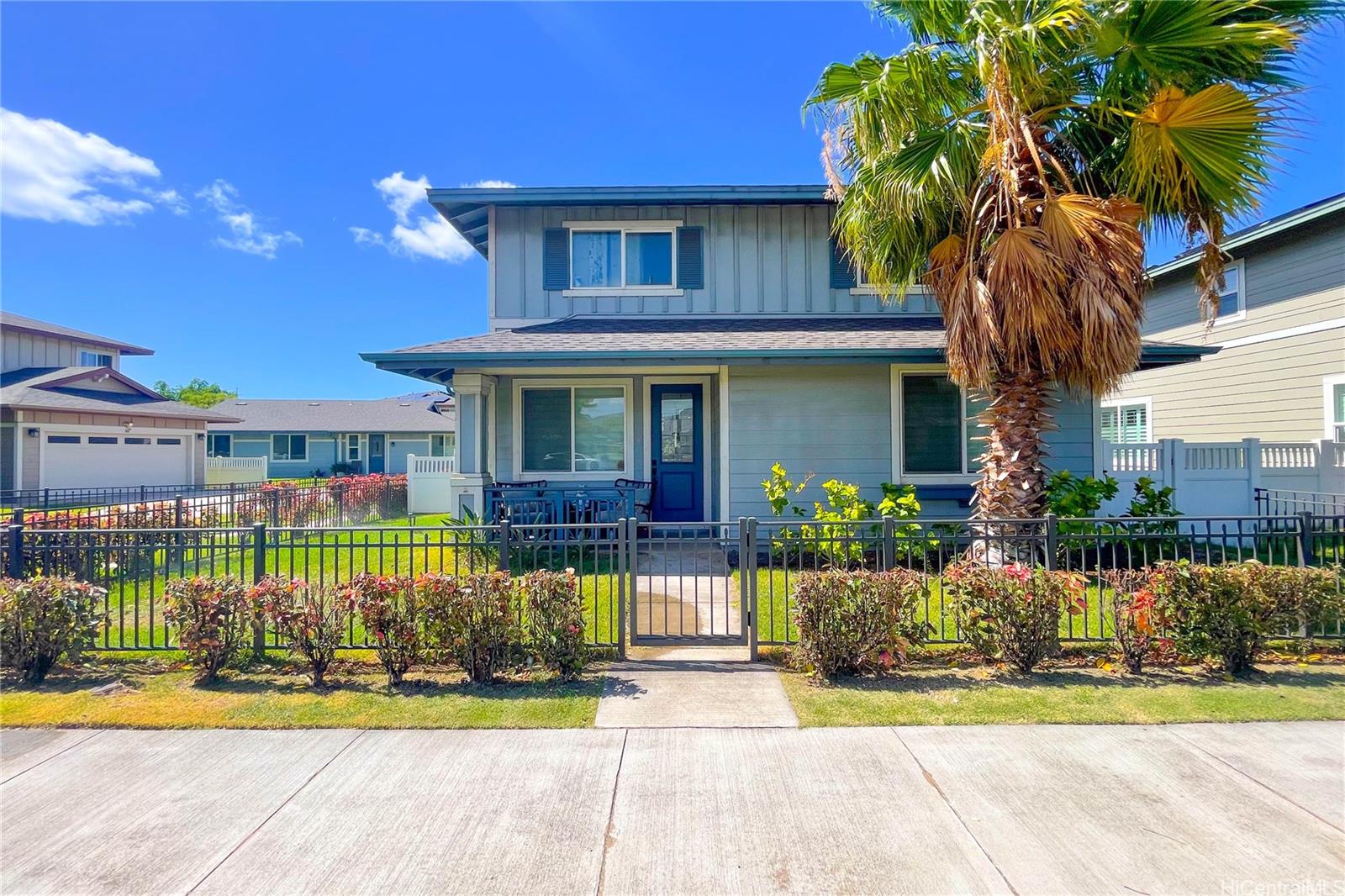 460 Kamaaha Avenue 10