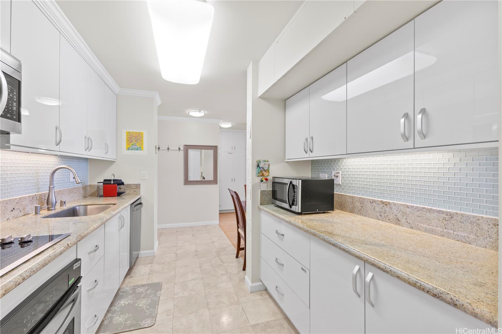 1561 Kanunu Street 2107