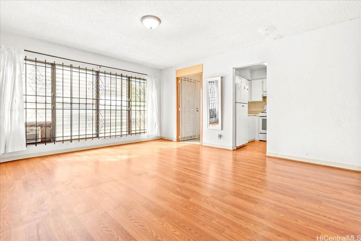 87-119 Helelua Street F102