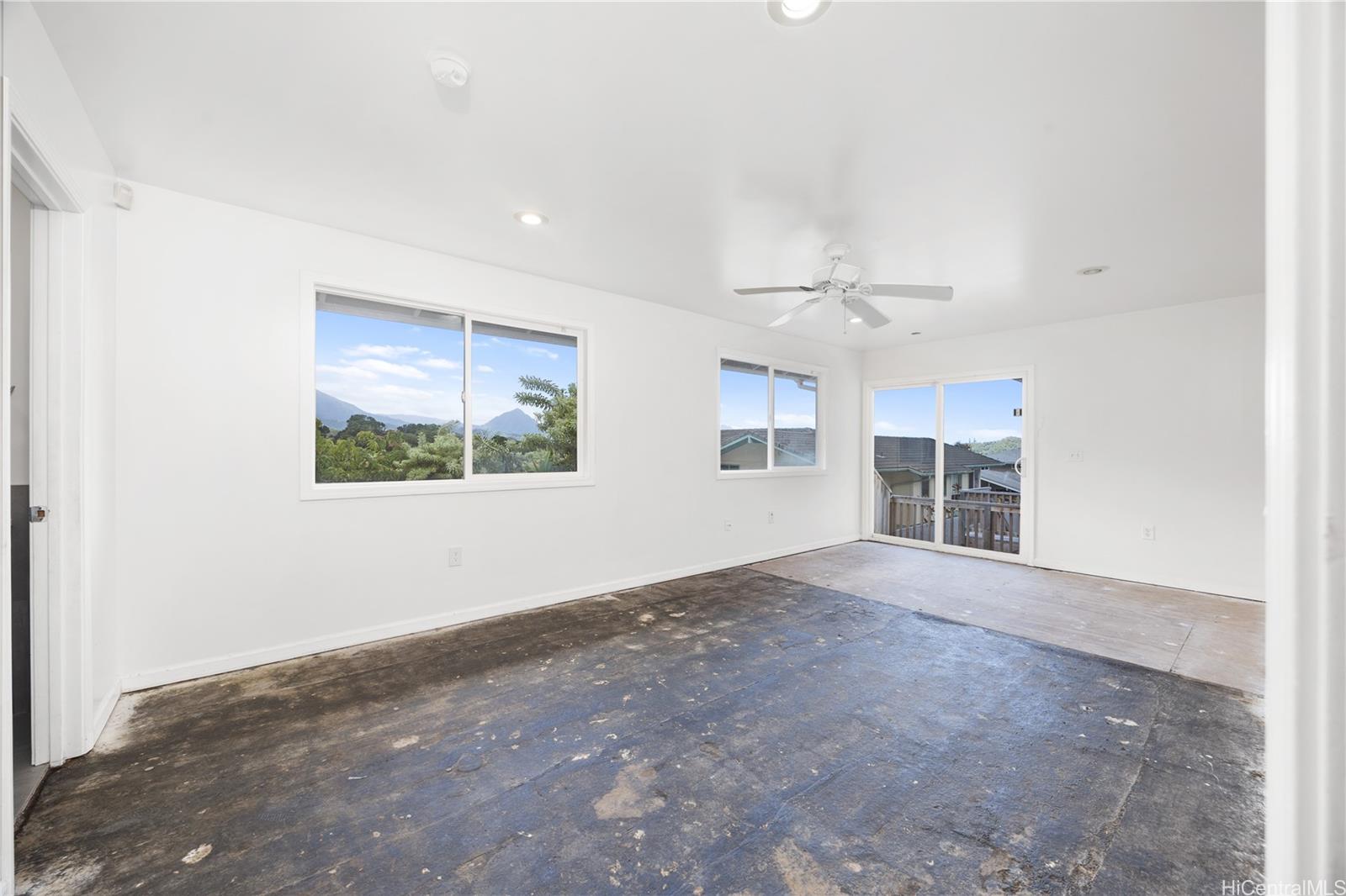 47-544 Hakuhale Street