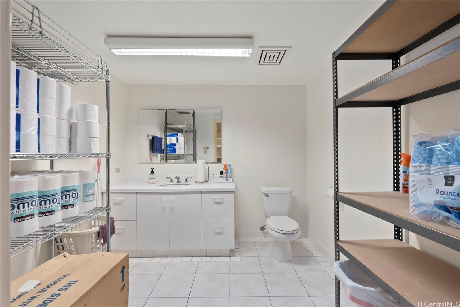 222 Vineyard Street  Unit PH3