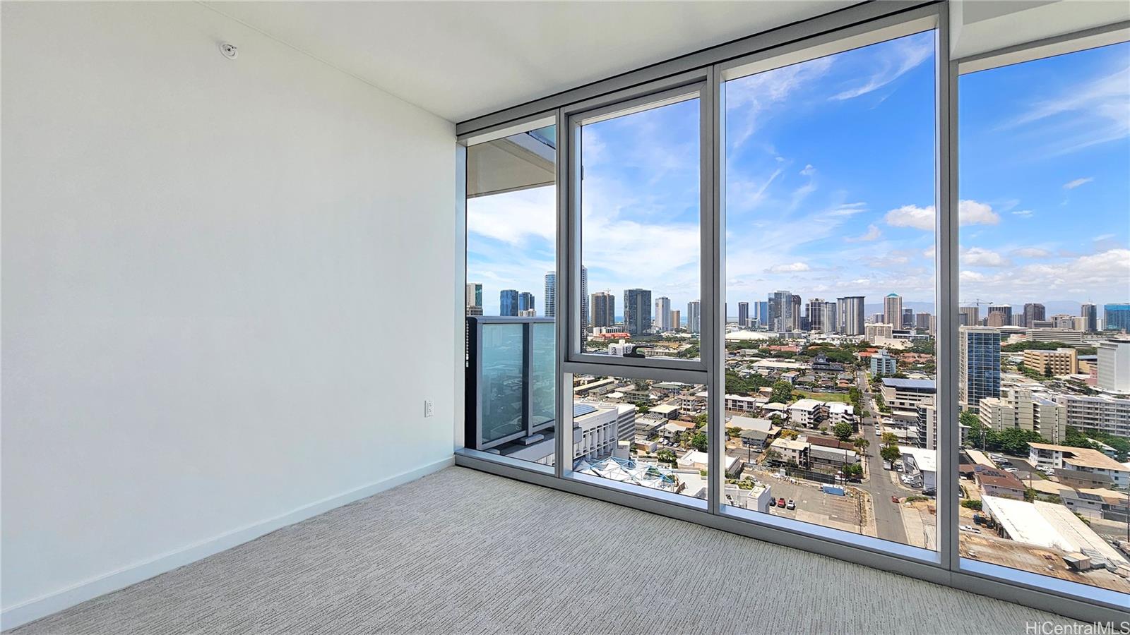 1515 Liona Street  Unit 2300