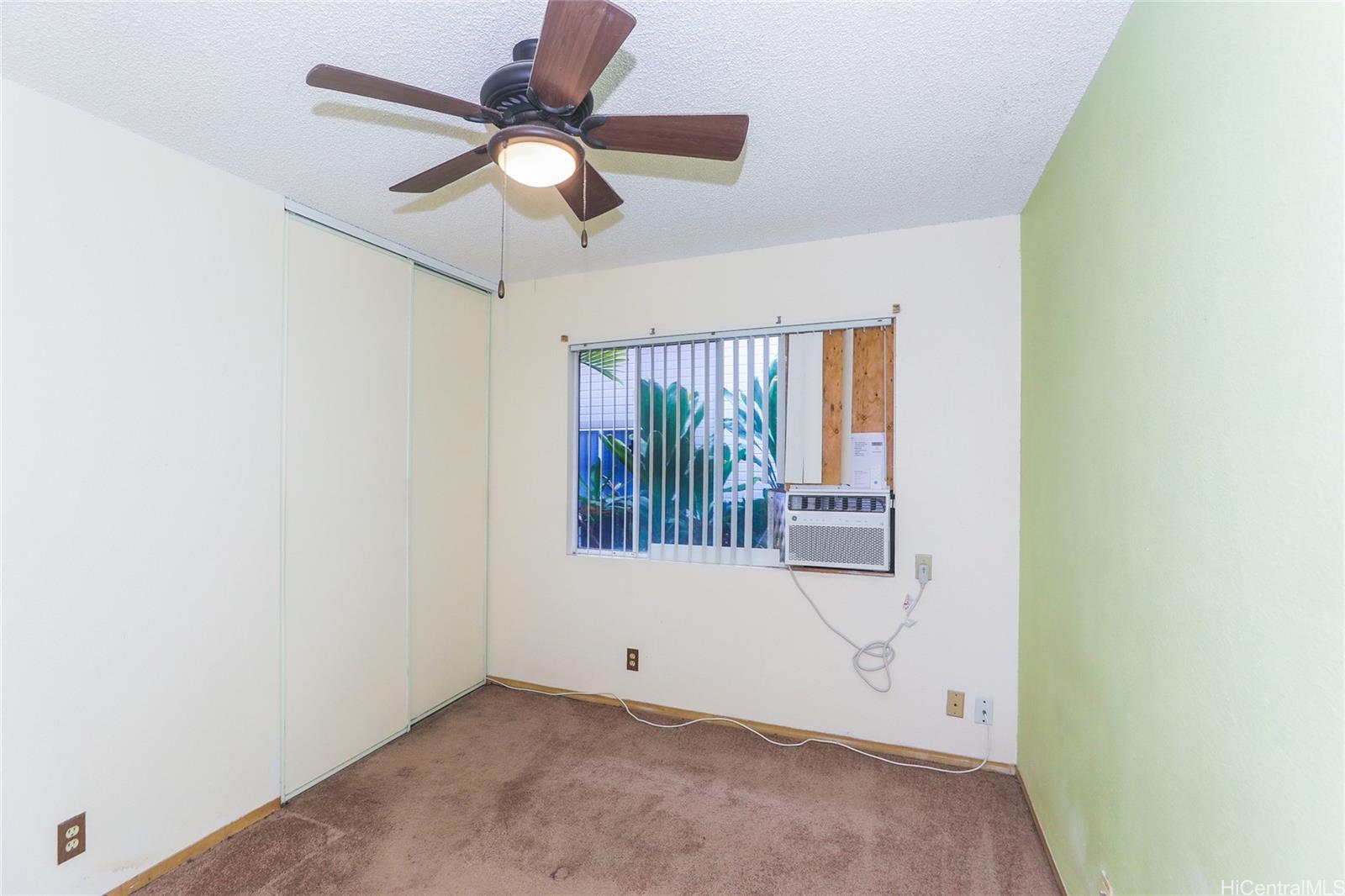 Photo 11 of 20