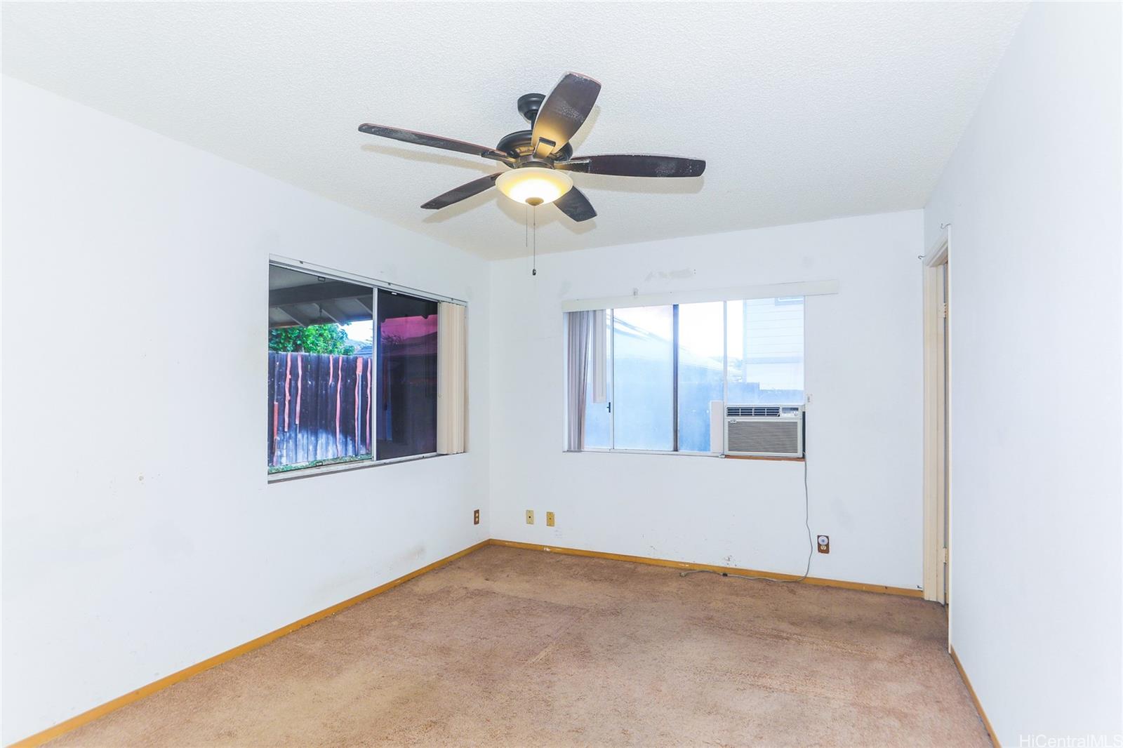 Photo 8 of 20