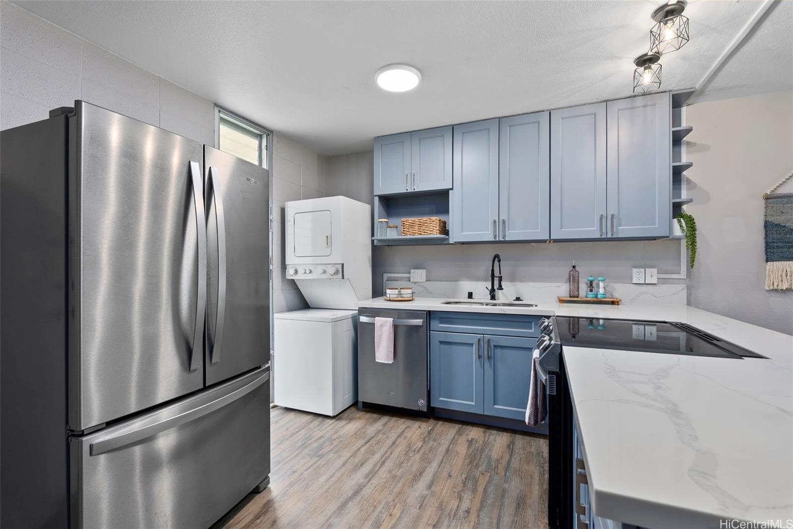 95-2039 Waikalani Place  Unit C202