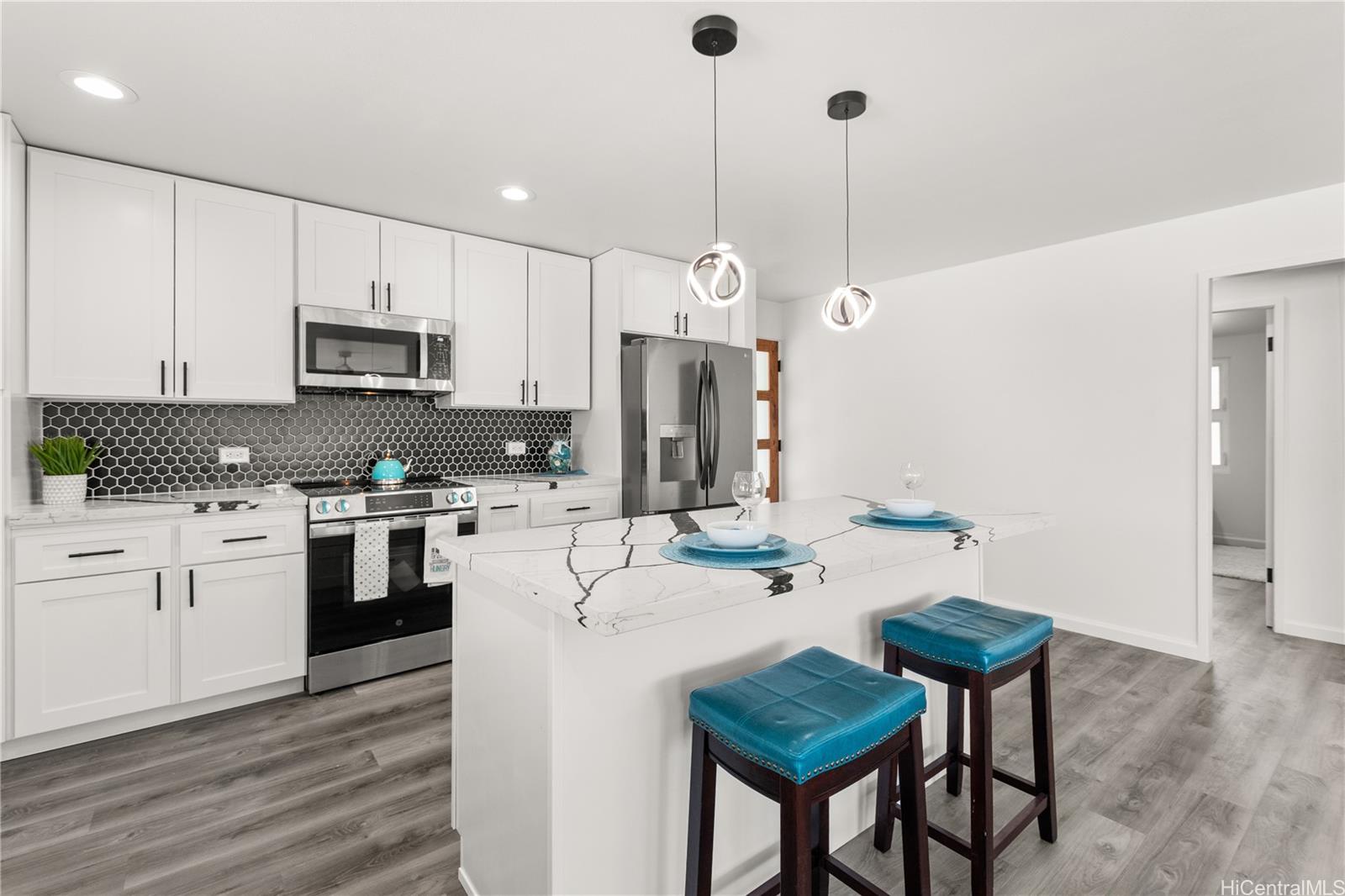 2285 Makanani Drive