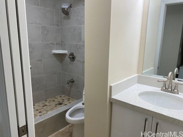 Photo 5 of 8