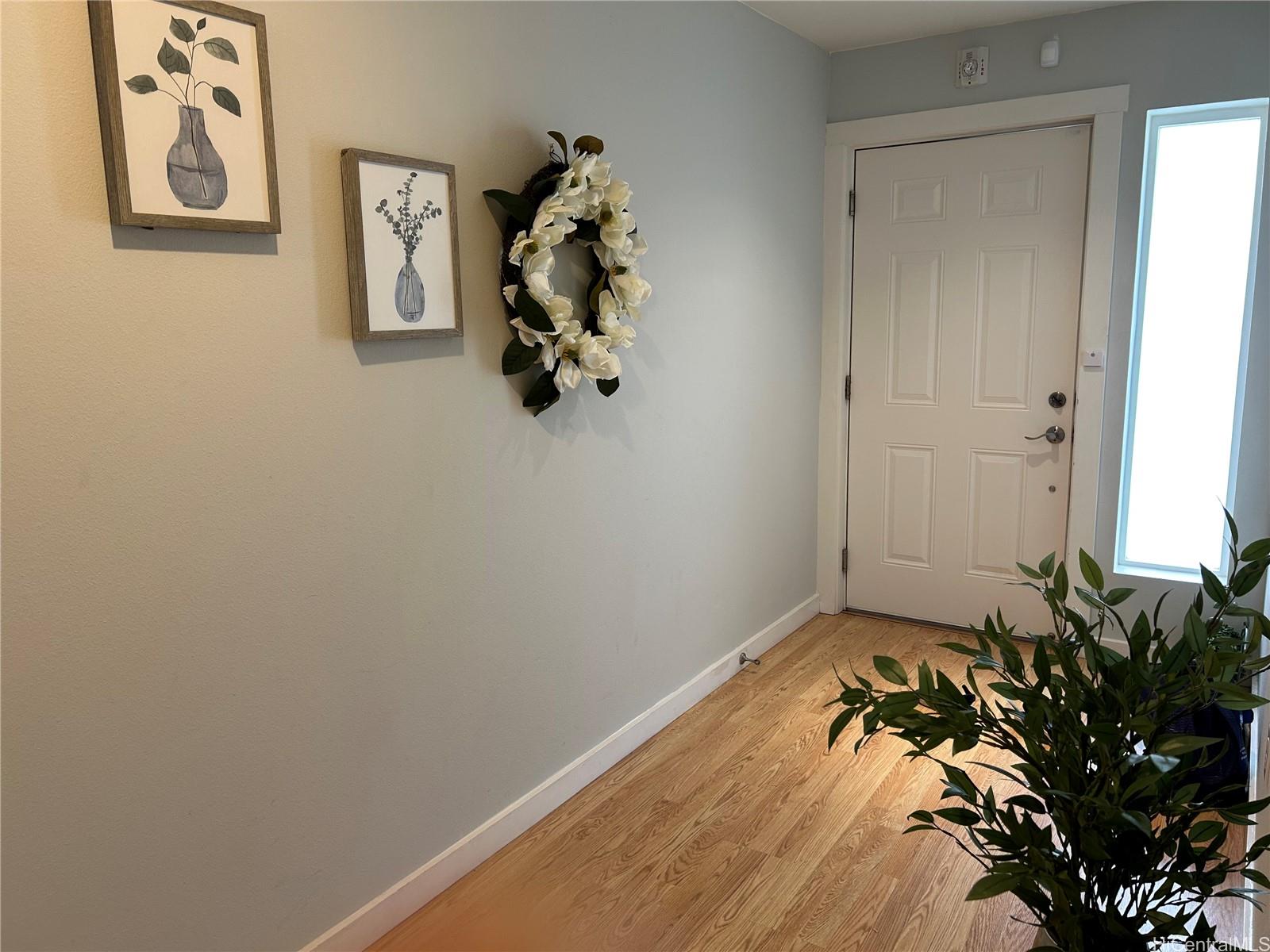 95-60 Waikalani Drive B301