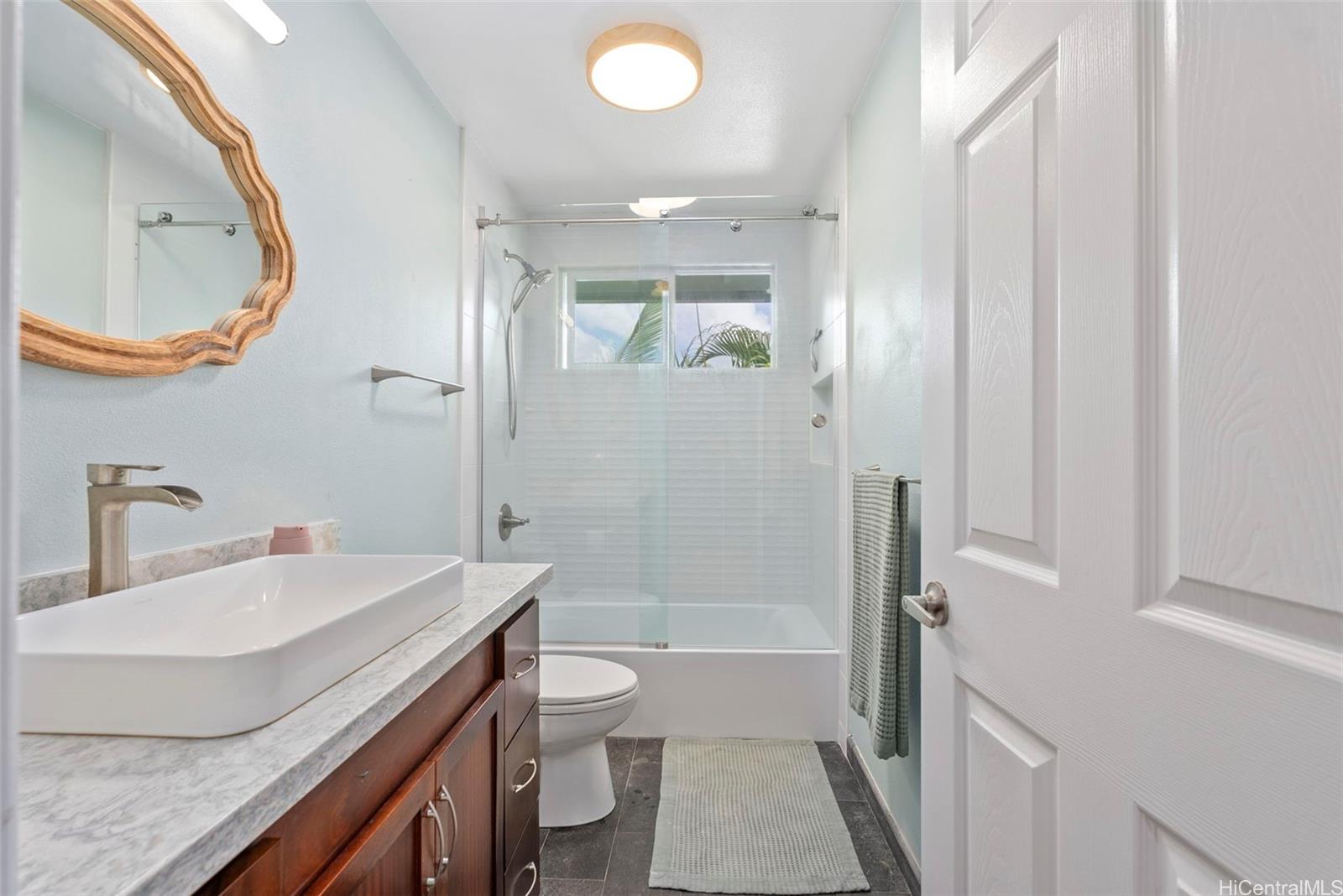 51-409 Hauhele Road  Unit B