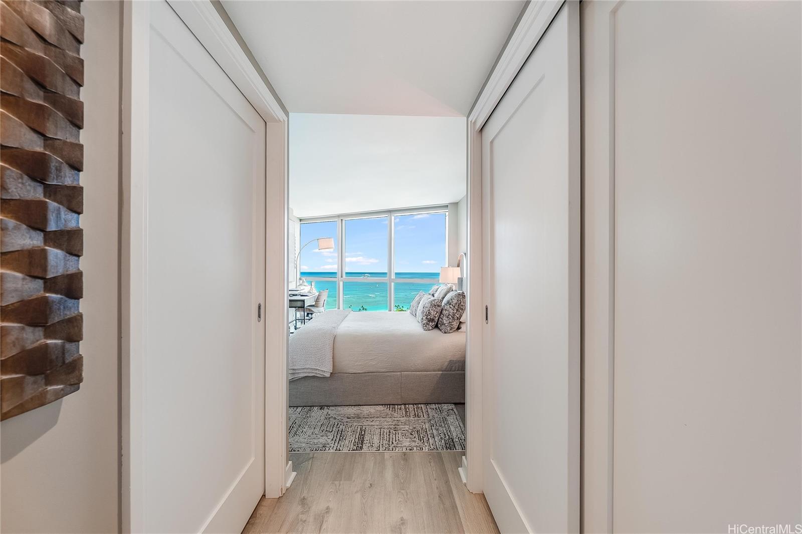 1177 Queen Street  Unit 3503