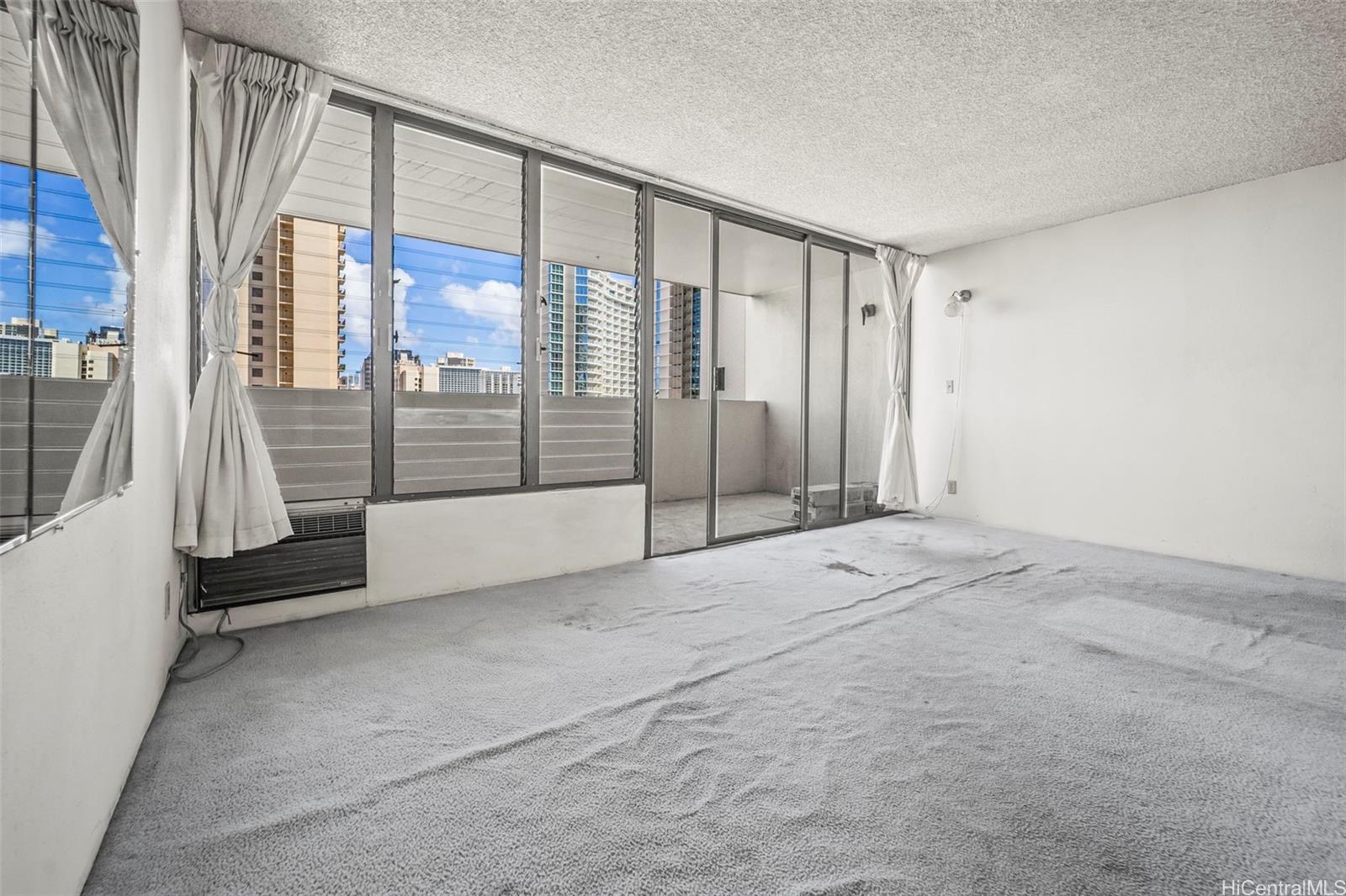 2092 Kuhio Avenue  Unit 1404