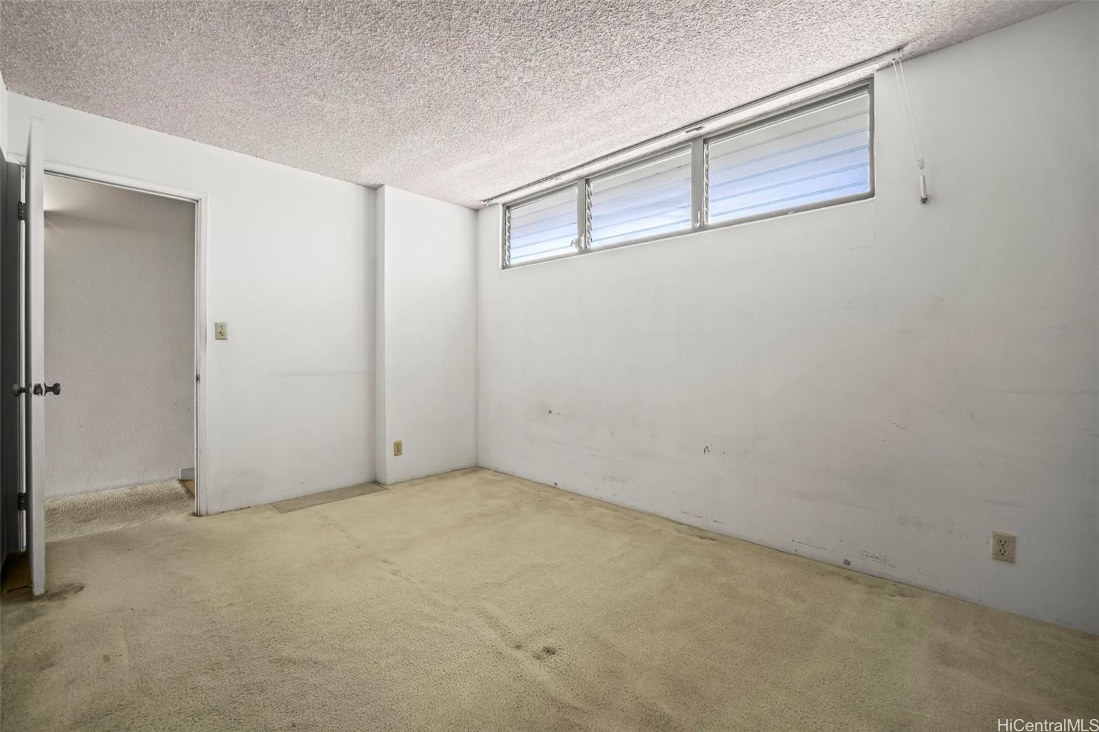 2092 Kuhio Avenue  Unit 1404