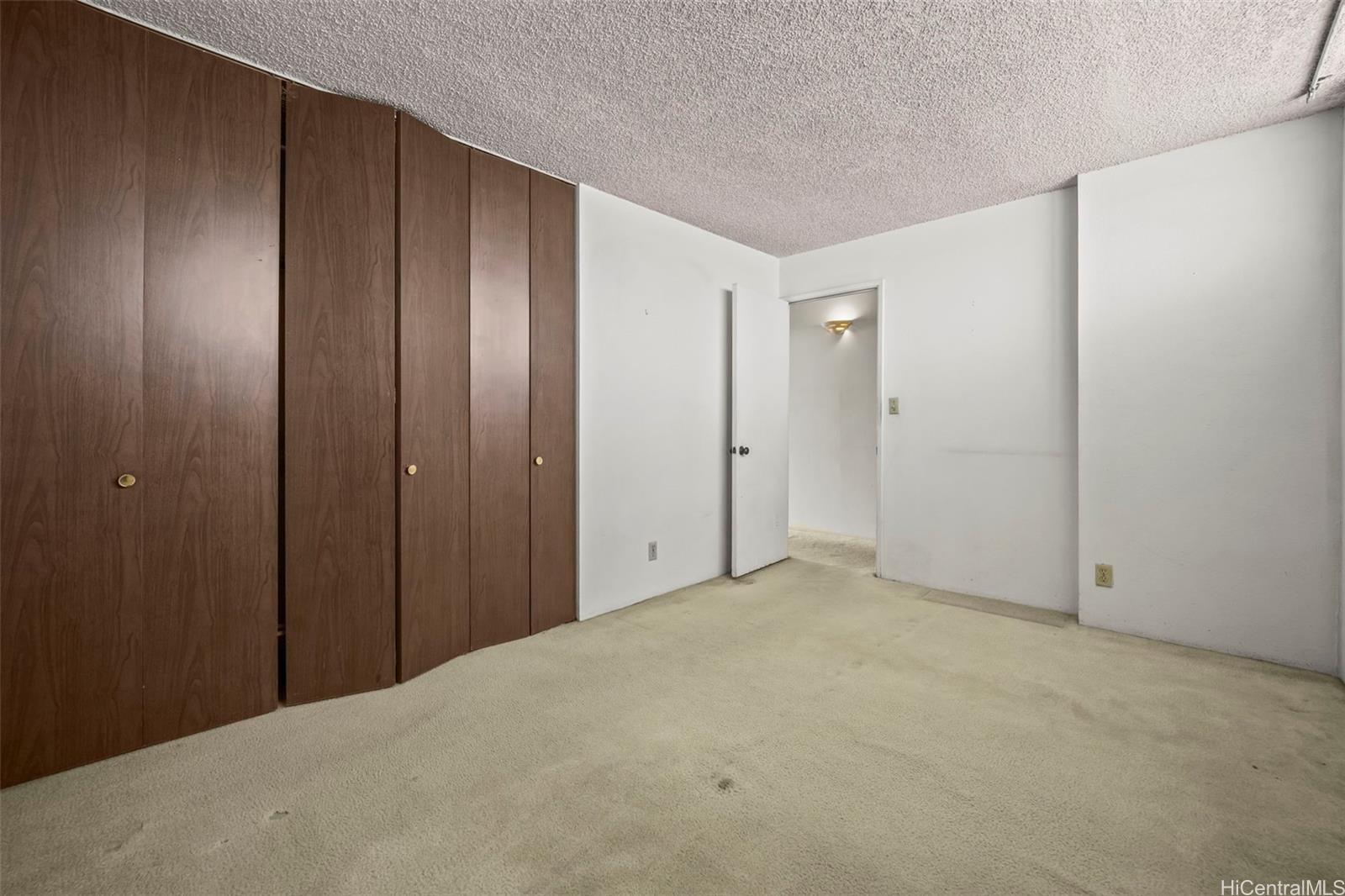 2092 Kuhio Avenue  Unit 1404