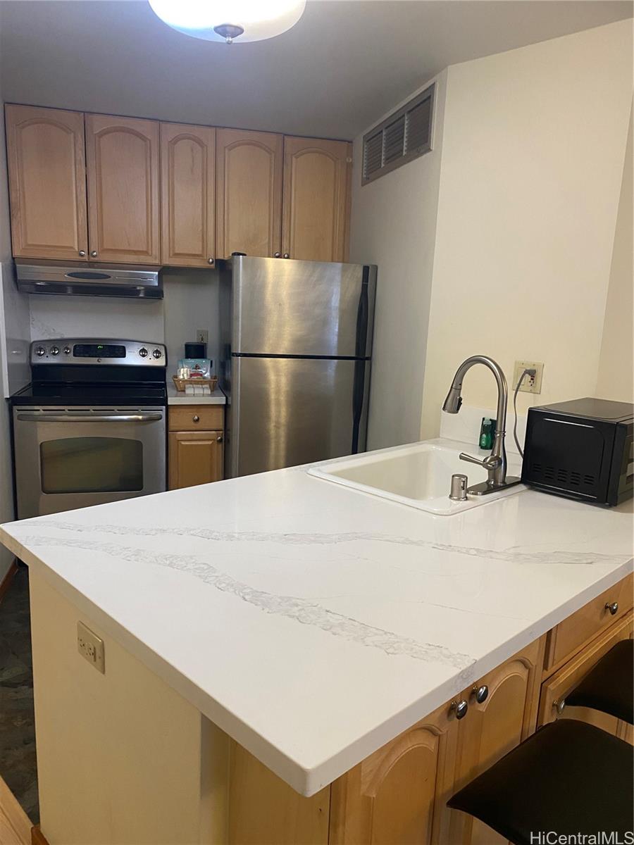 1088 Bishop Street  Unit 2206