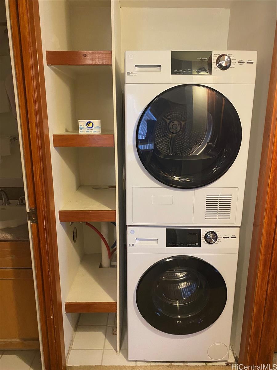 1088 Bishop Street  Unit 2206