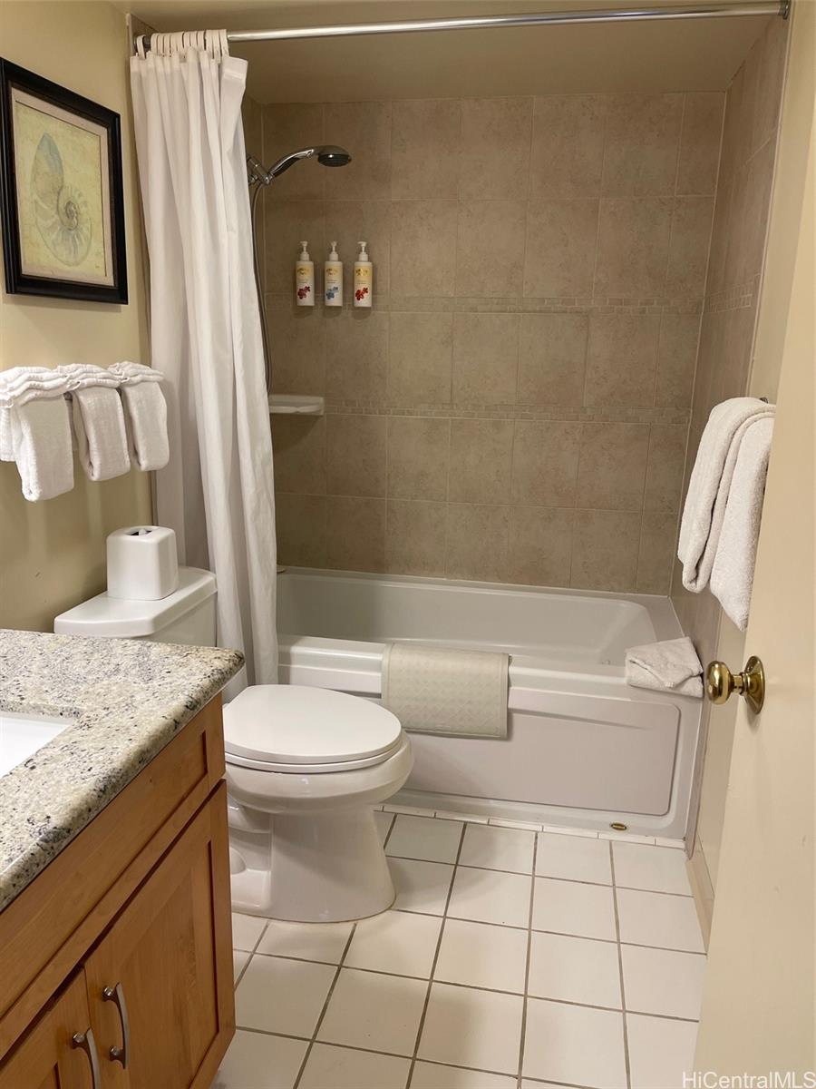 1088 Bishop Street  Unit 1611