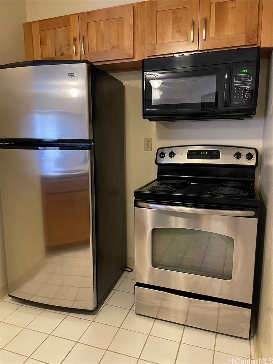 1088 Bishop Street  Unit 1611