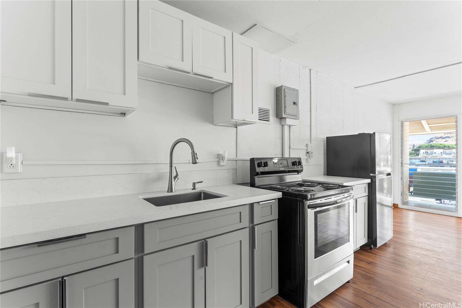 85-933 Bayview Street  Unit 411