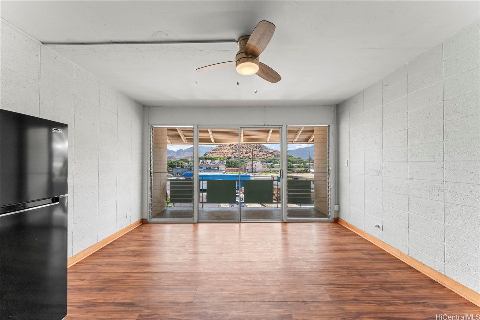 85-933 Bayview Street  Unit 411