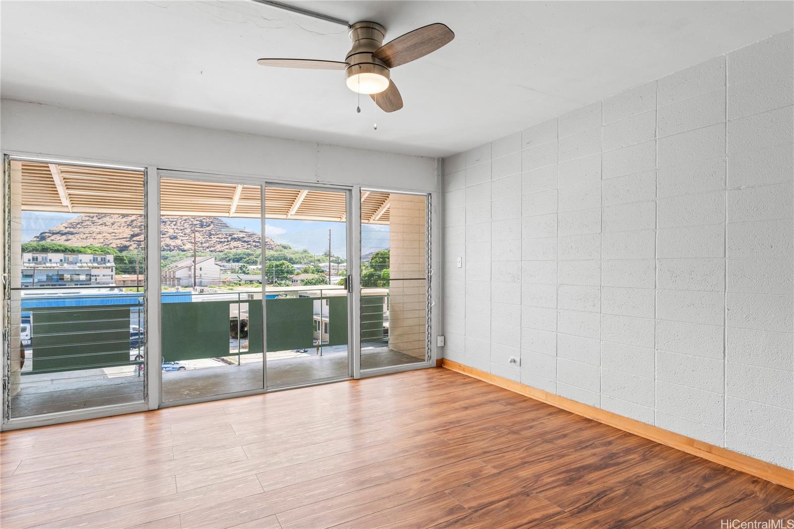 85-933 Bayview Street  Unit 411