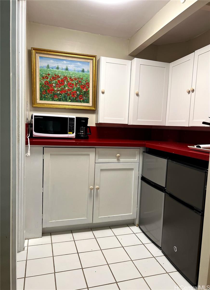 2947 Kalakaua Avenue  Unit 302