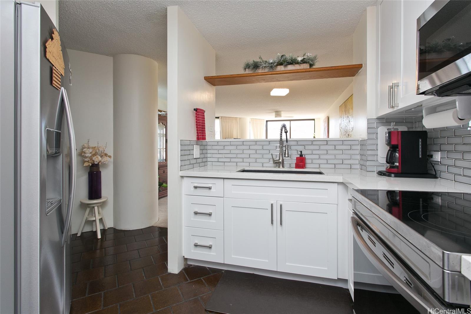 Photo 7 of 20