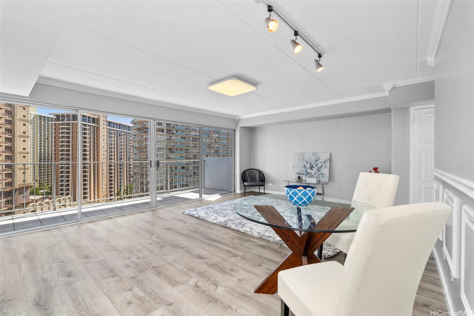 1804 Ala Moana Boulevard 17B