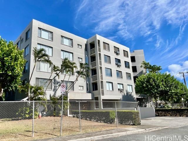 112 S School Street 414
