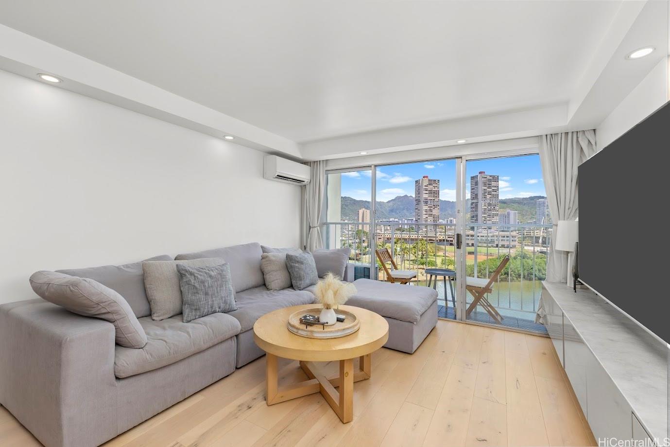 2211 Ala Wai Boulevard 906