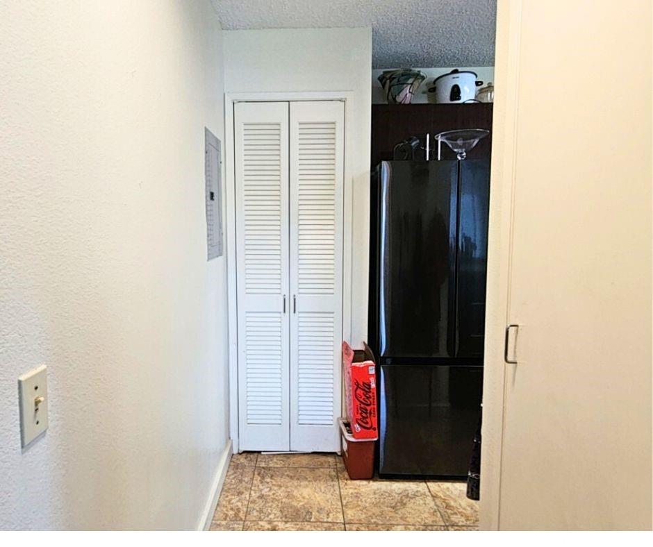 Photo 7 of 24
