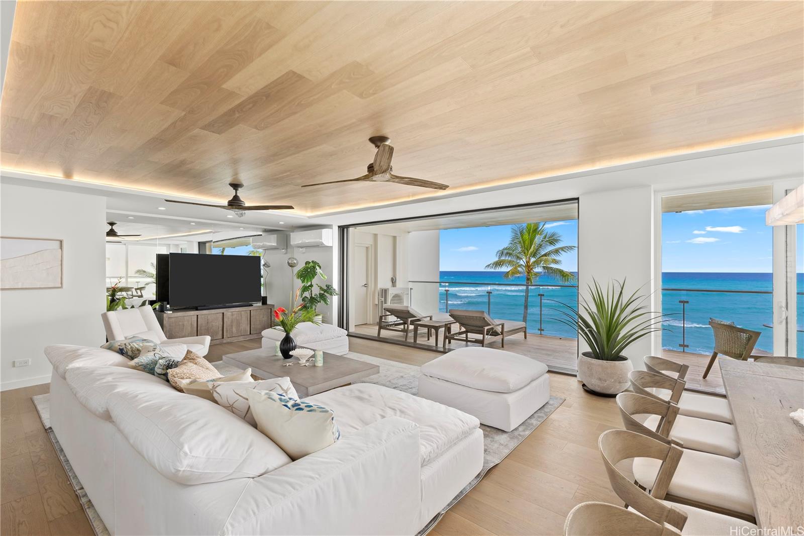 3003 Kalakaua Avenue  Unit 5A