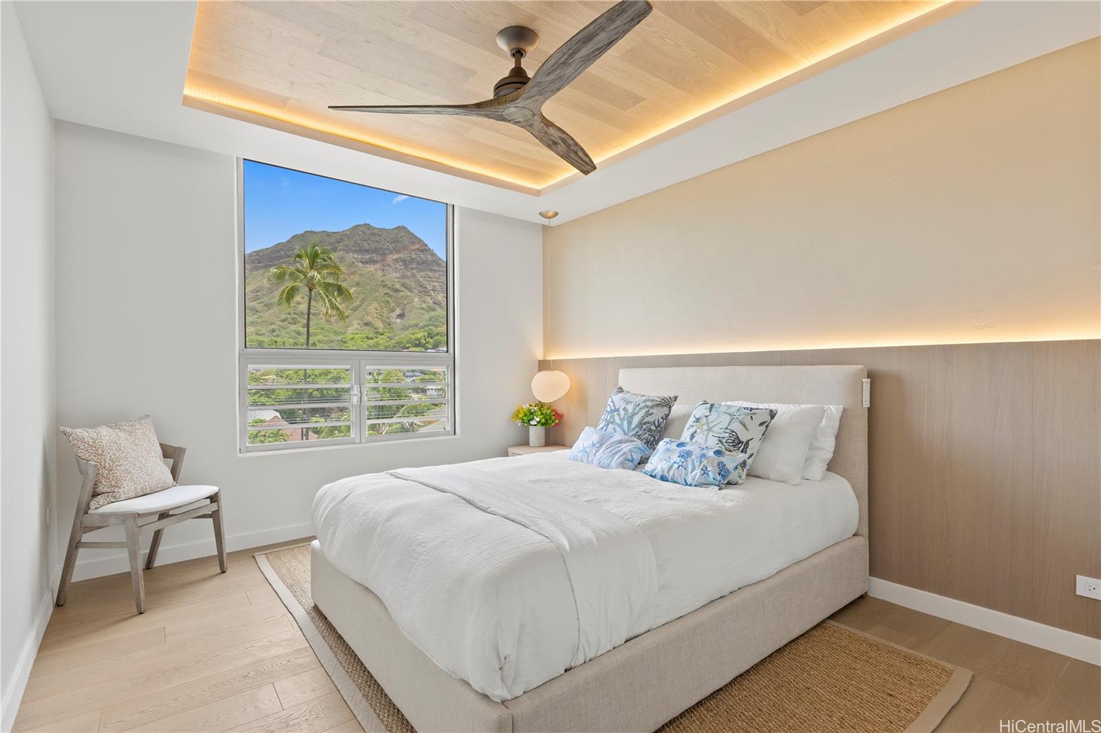 3003 Kalakaua Avenue  Unit 5A