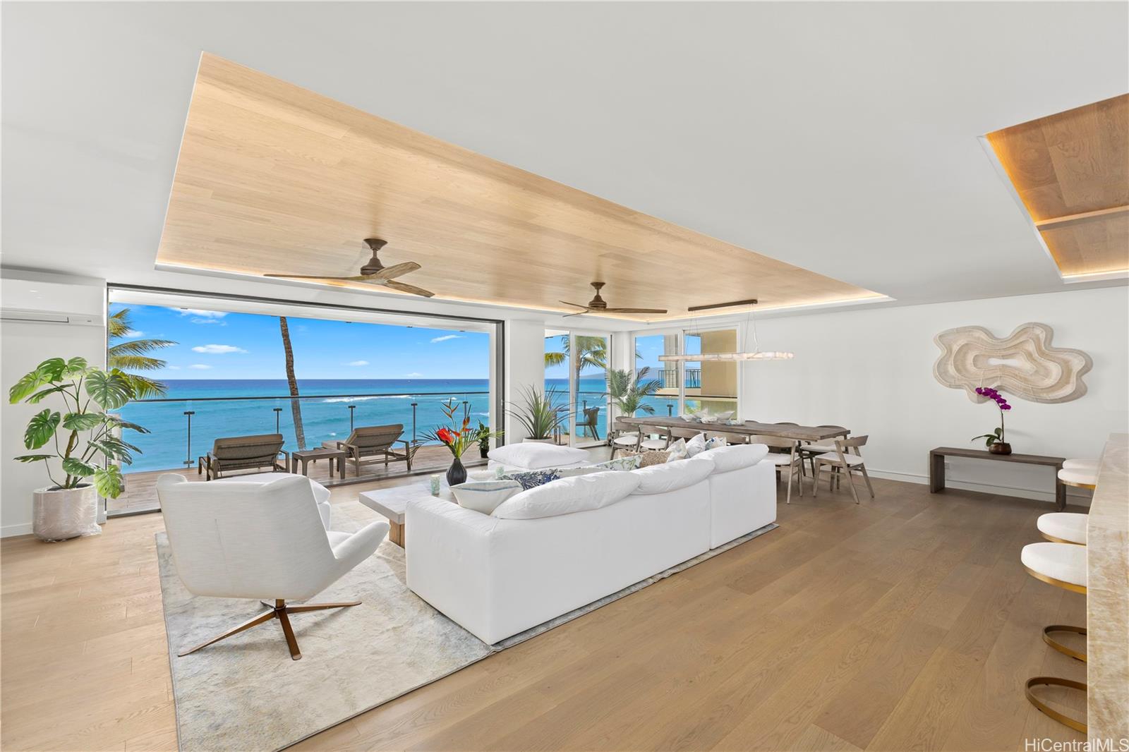 3003 Kalakaua Avenue  Unit 5A