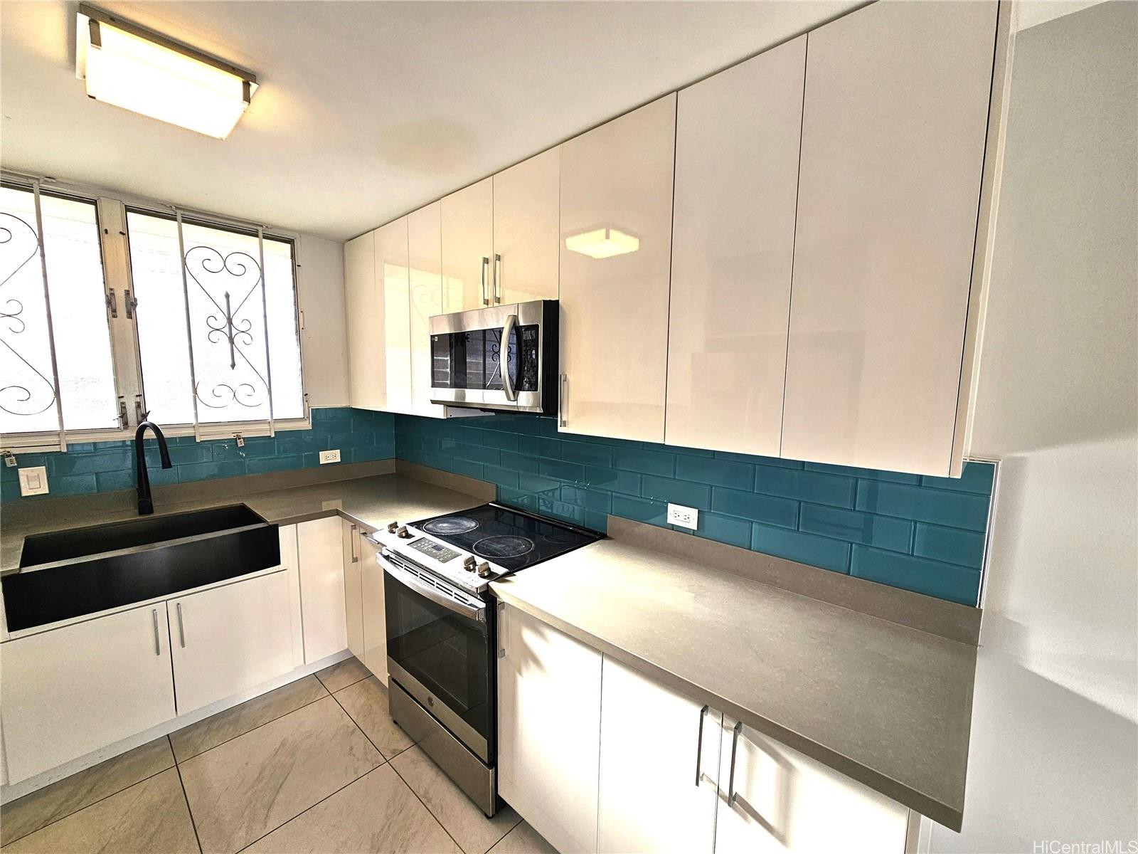 1052 Ala Nanu Street 603