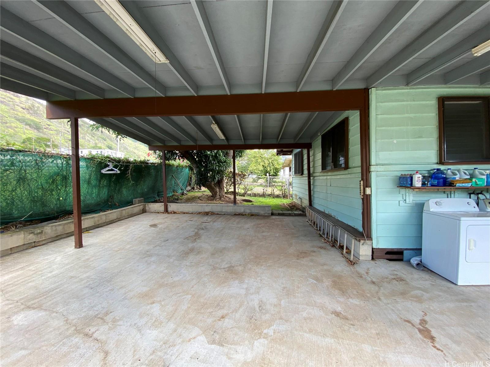 Photo 12 of 20