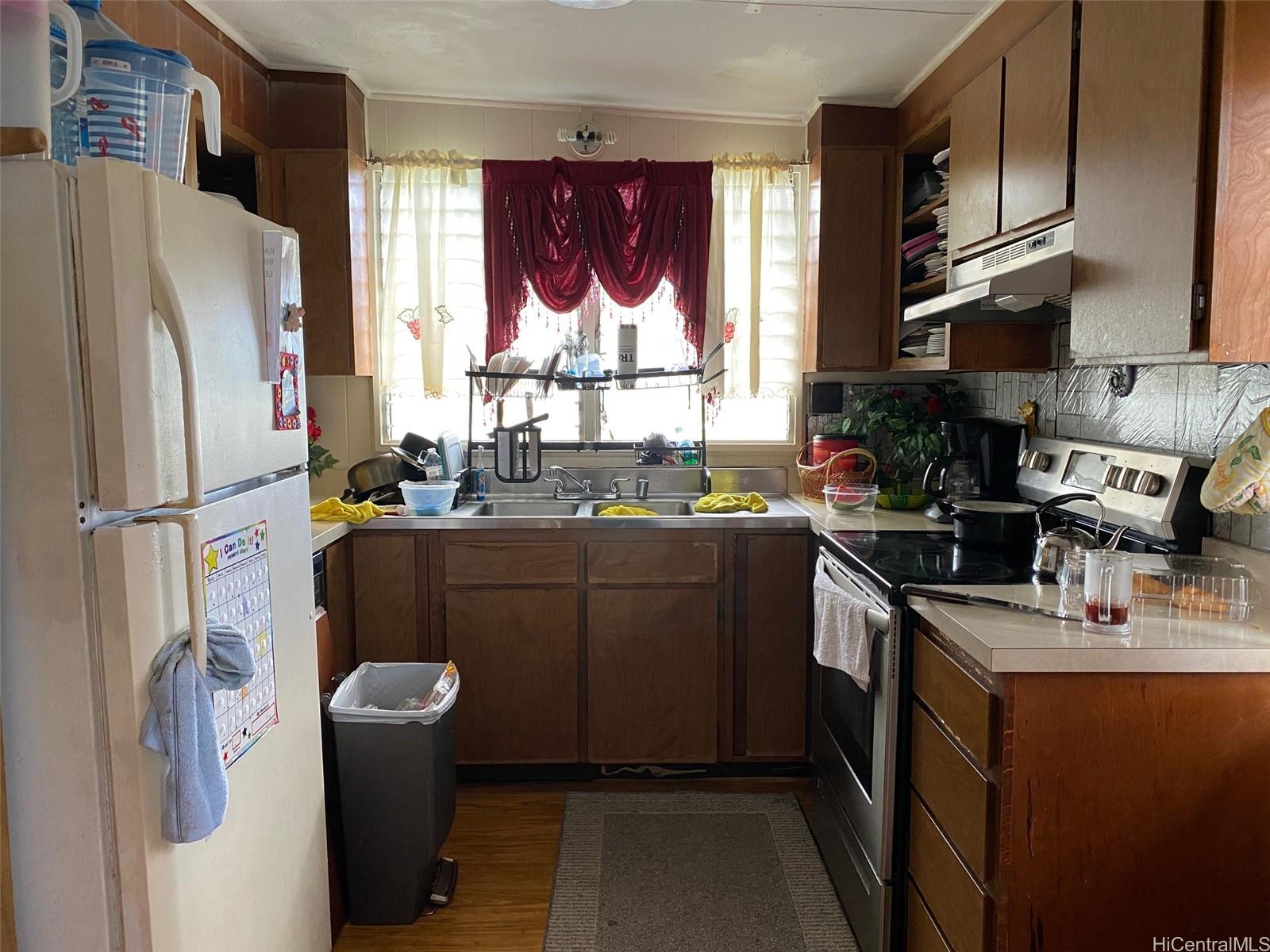 Photo 5 of 20