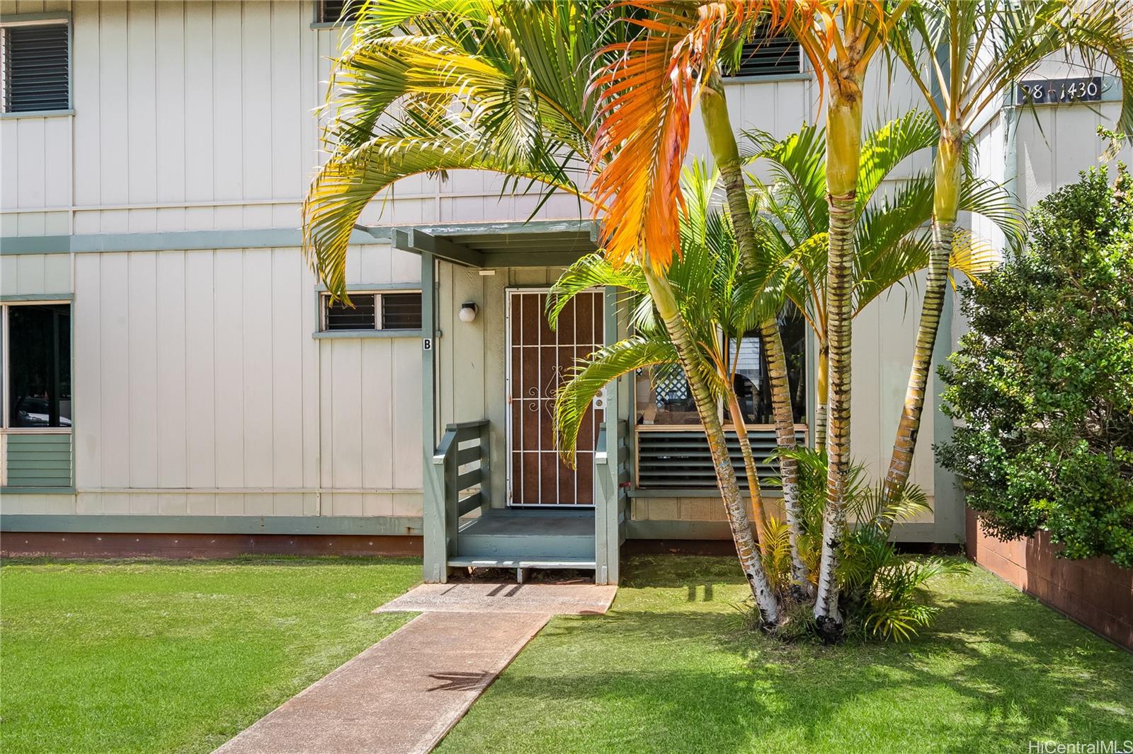 98-1430 B Kaahumanu Street 55