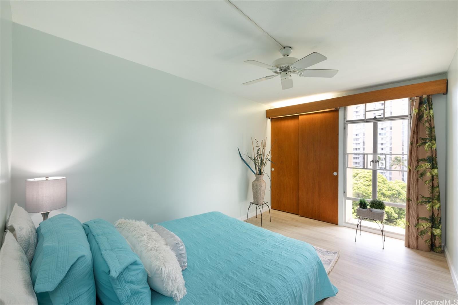 1511 Nuuanu Avenue  Unit 724