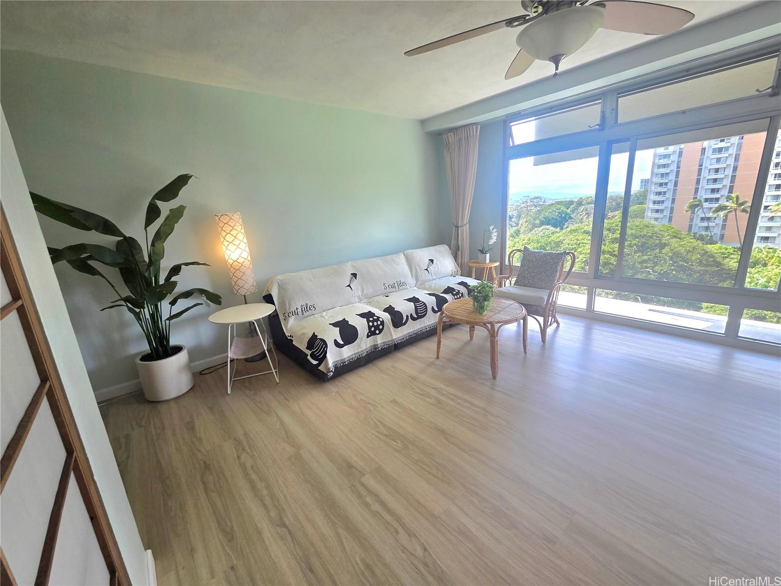 1511 Nuuanu Avenue  Unit 724
