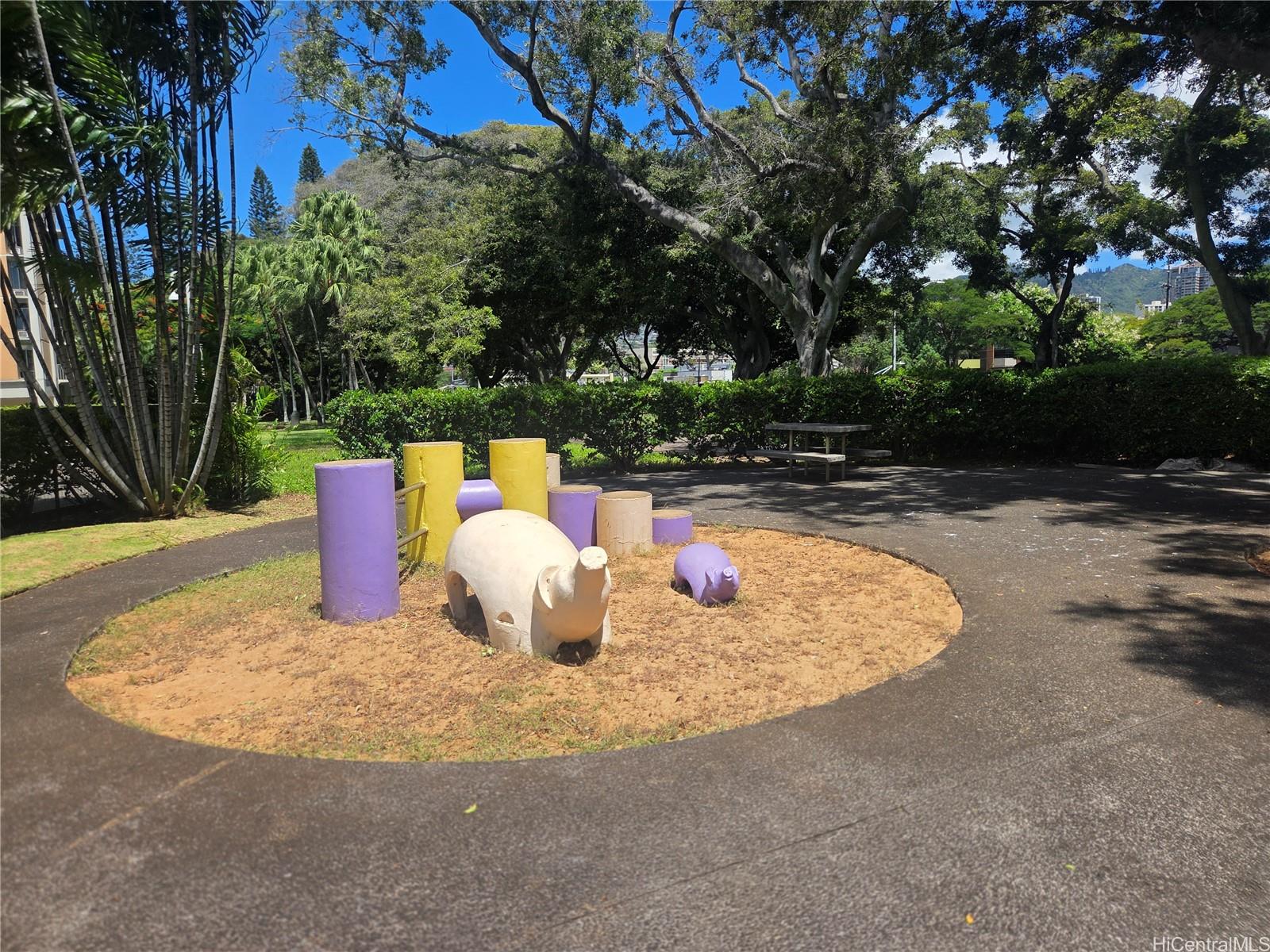 1511 Nuuanu Avenue  Unit 724