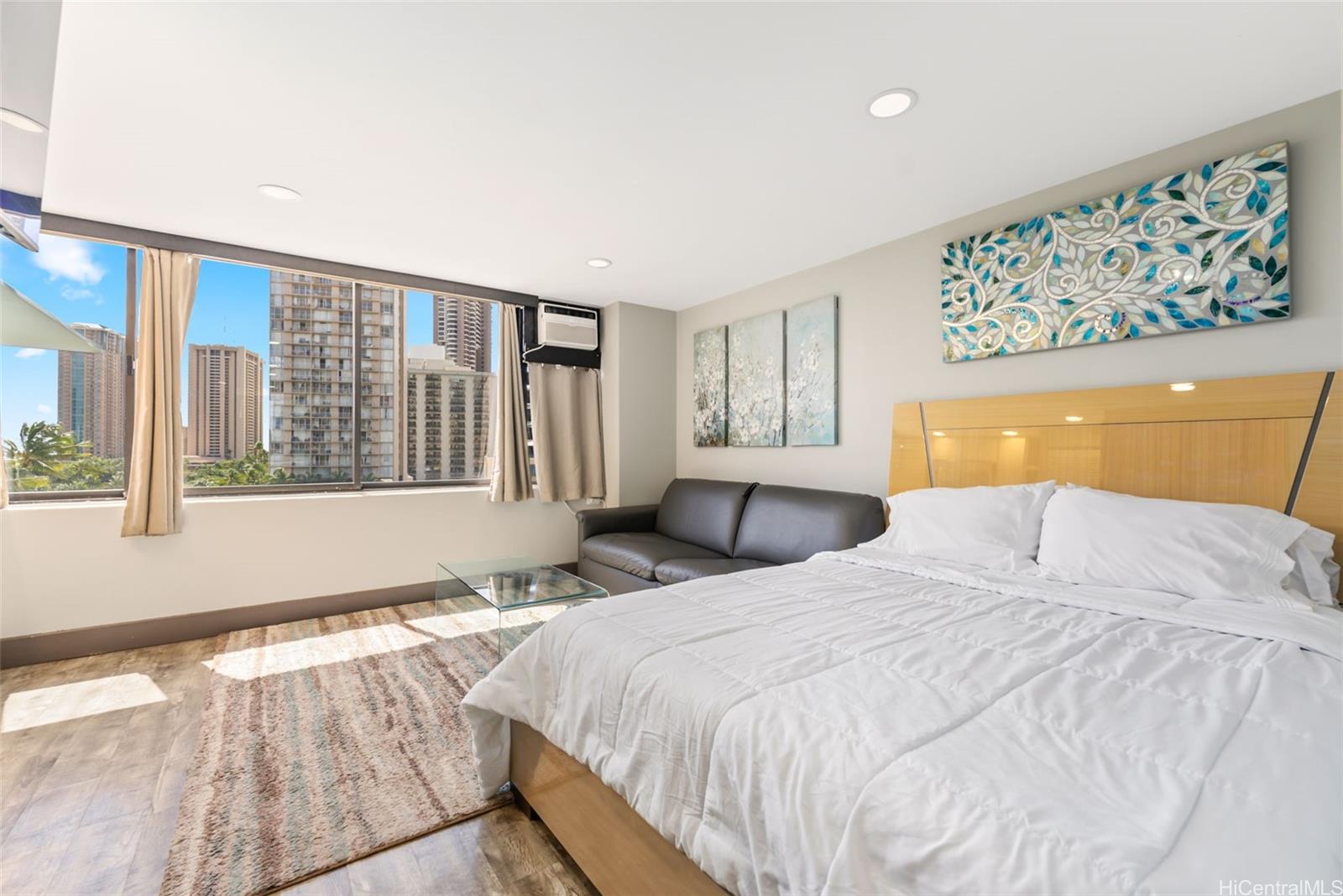 444 Niu Street 905