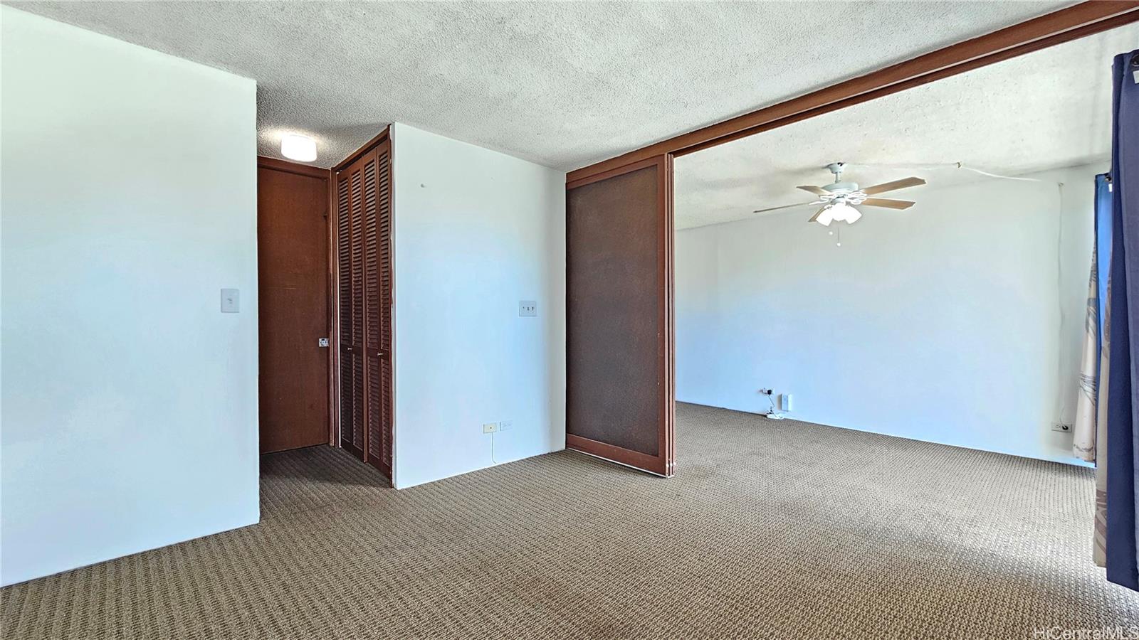 Photo 8 of 21
