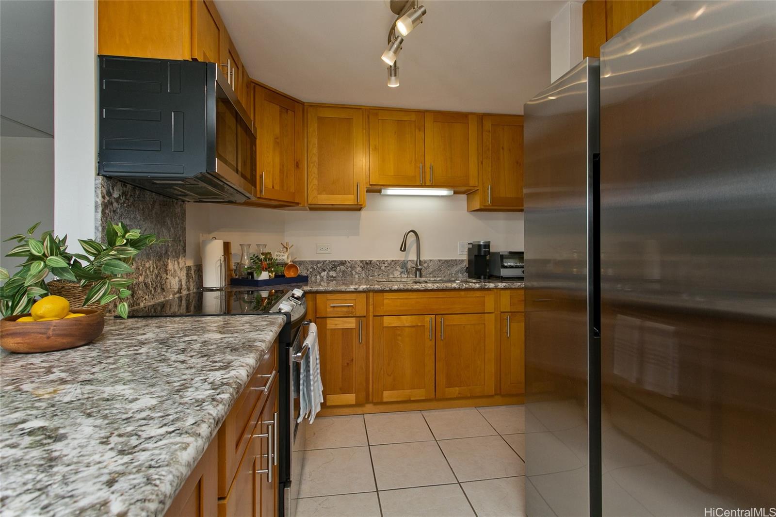 2525 Date Street  Unit 3706
