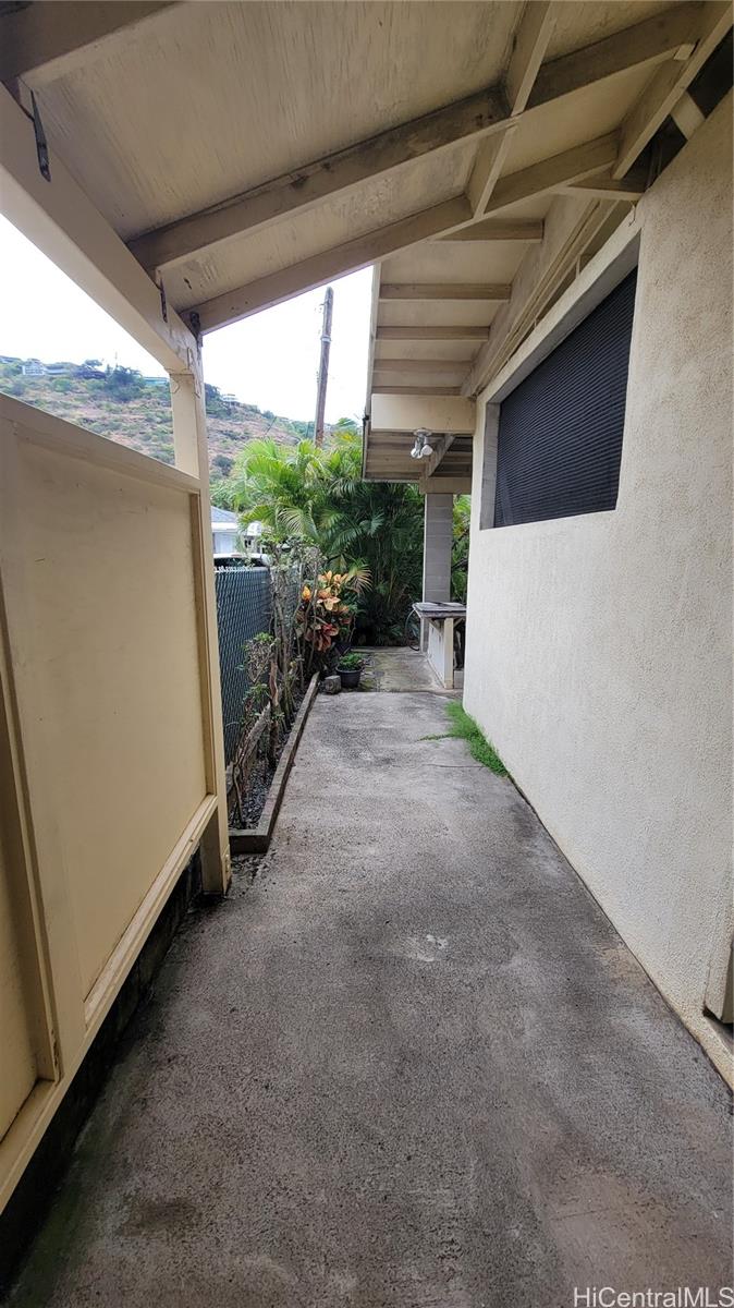 Photo 9 of 13